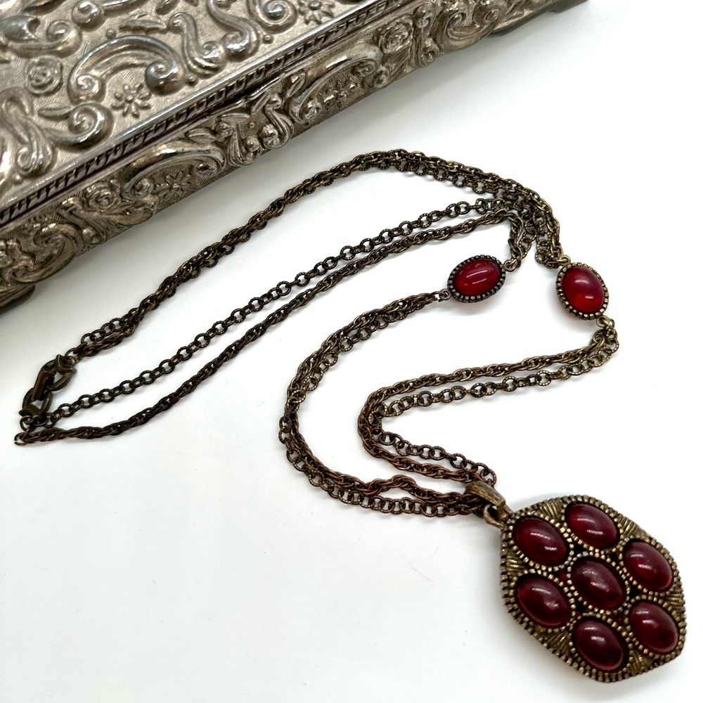 Vintage Estruscan Cranberry Glass Necklace